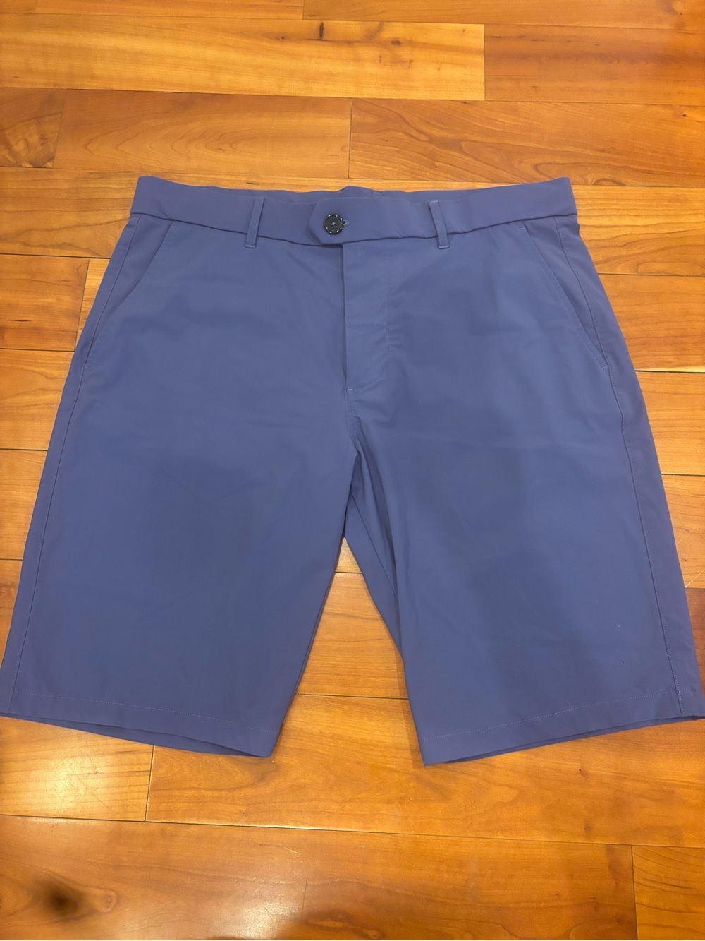 Greyson Men's Slate Blue Flat-Front Performance Shorts